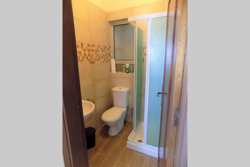 Sunshine Holiday Apartment 5 With Spectacular Seaviews Сейнт Полс Бей Екстериор снимка