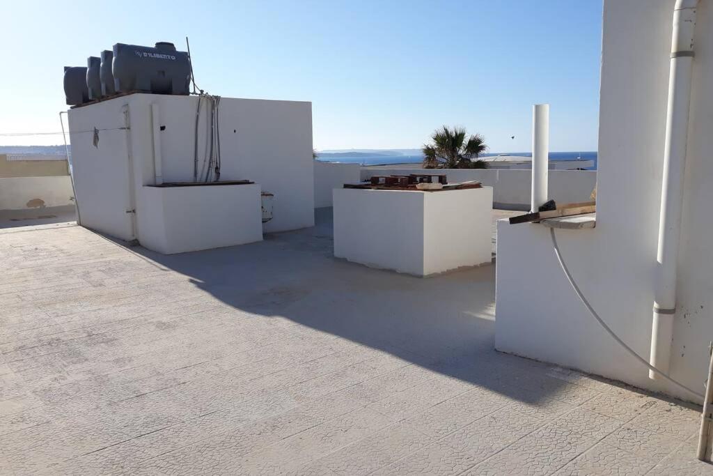 Sunshine Holiday Apartment 5 With Spectacular Seaviews Сейнт Полс Бей Екстериор снимка