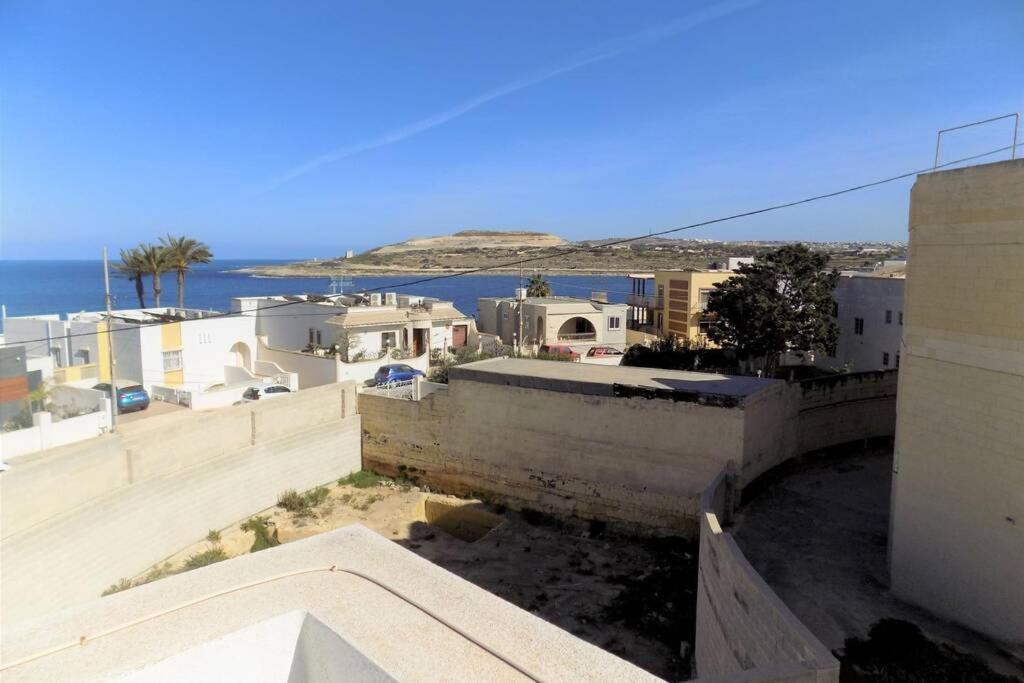 Sunshine Holiday Apartment 5 With Spectacular Seaviews Сейнт Полс Бей Екстериор снимка