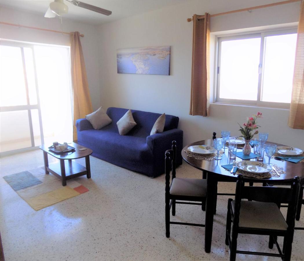 Sunshine Holiday Apartment 5 With Spectacular Seaviews Сейнт Полс Бей Екстериор снимка