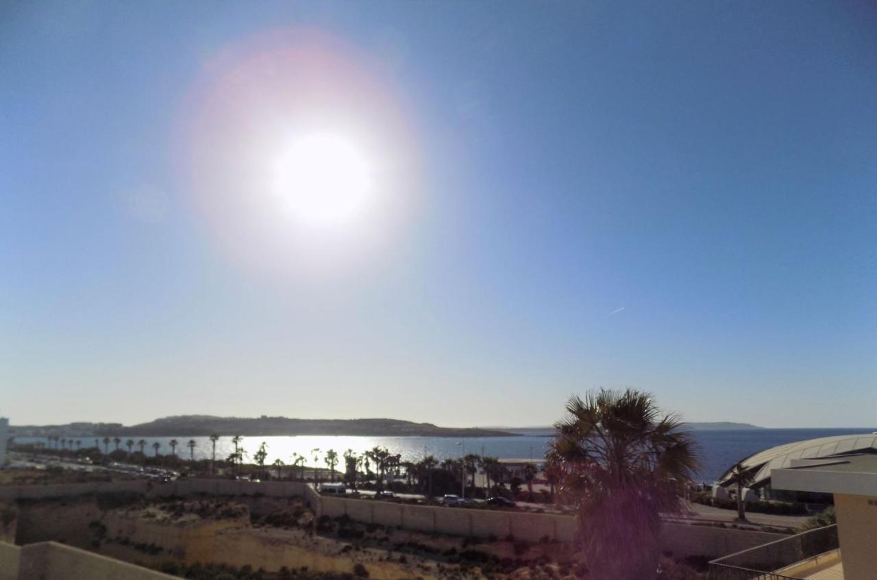 Sunshine Holiday Apartment 5 With Spectacular Seaviews Сейнт Полс Бей Екстериор снимка